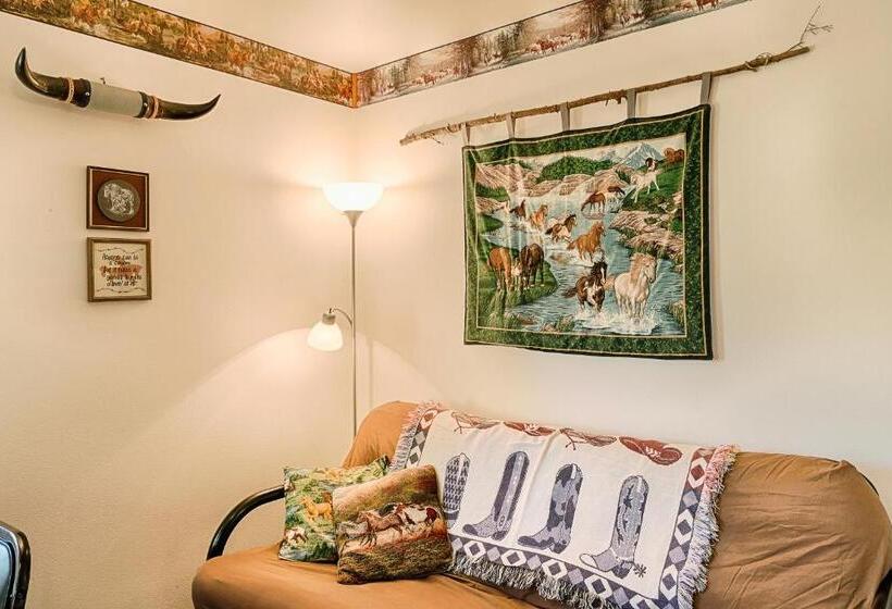 فندق Eden Valley Ranch