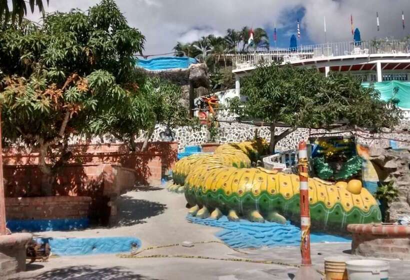 فندق Hacienda Casa Blanca