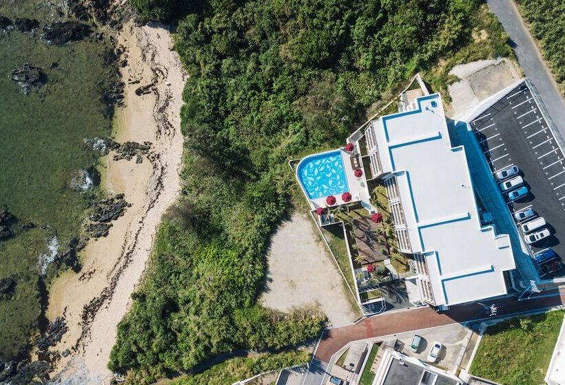 בית מלון כפרי Hideout Okinawa Uruma