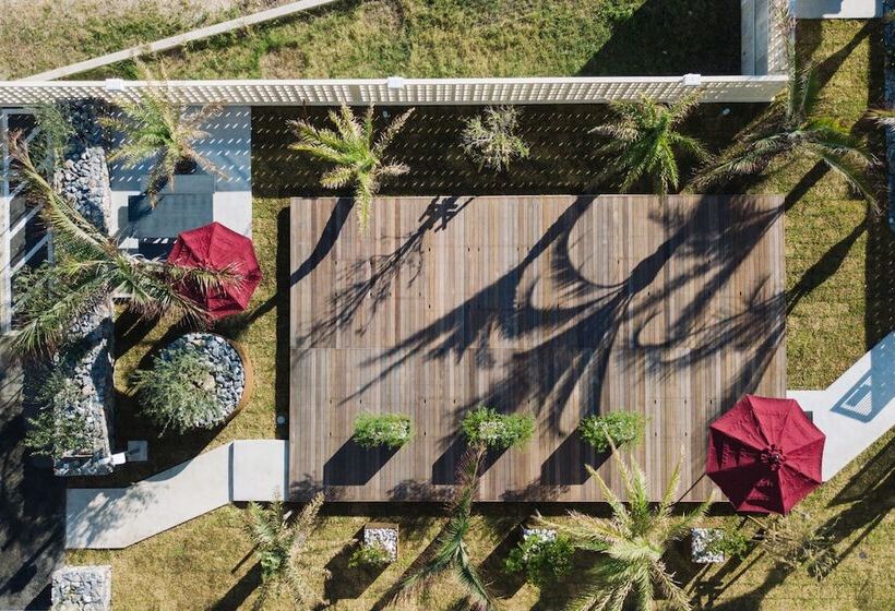 בית מלון כפרי Hideout Okinawa Uruma