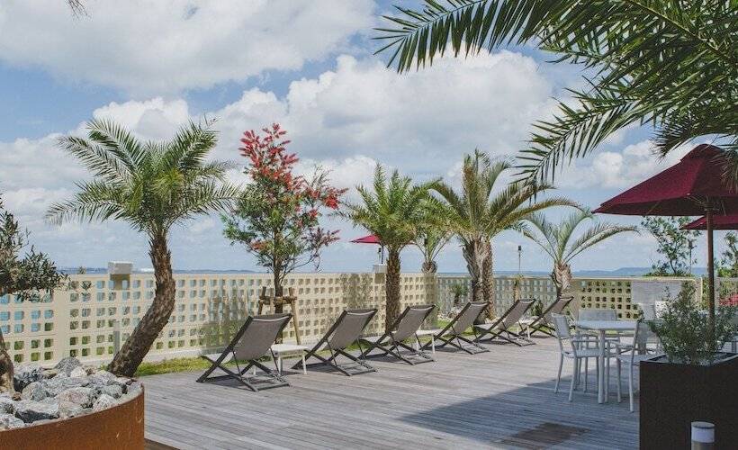 בית מלון כפרי Hideout Okinawa Uruma