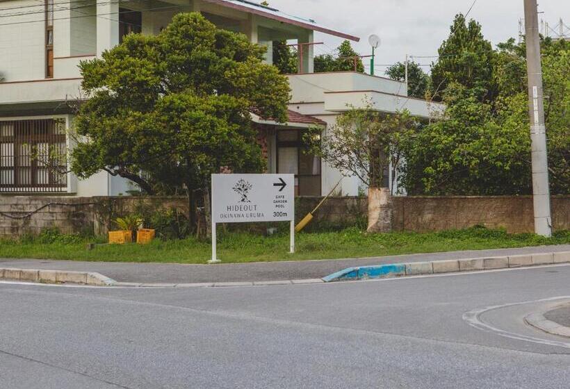 בית מלון כפרי Hideout Okinawa Uruma