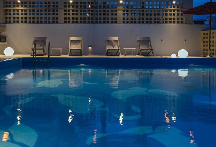 בית מלון כפרי Hideout Okinawa Uruma