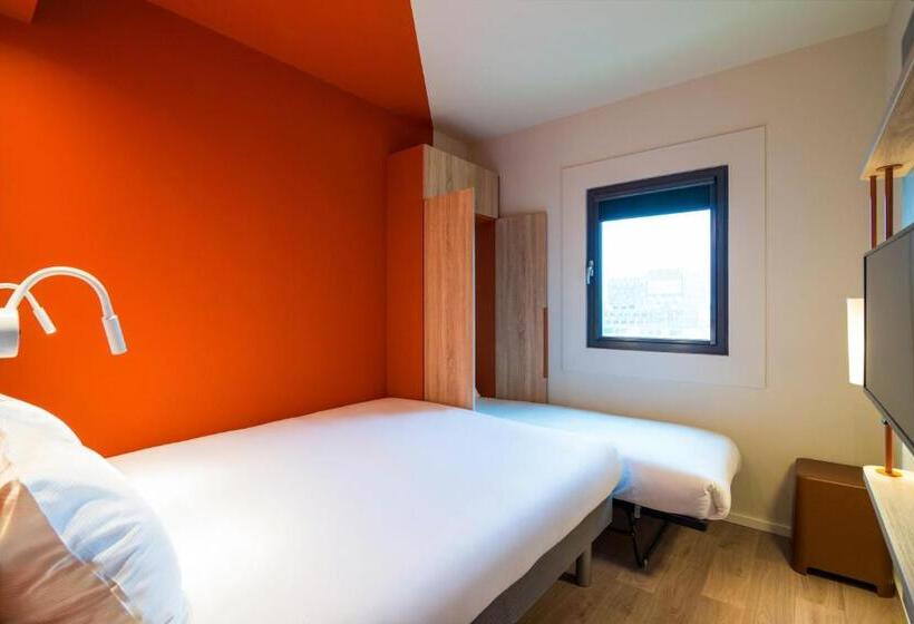 בית מלון כפרי Ibis Budget Stein Maastricht