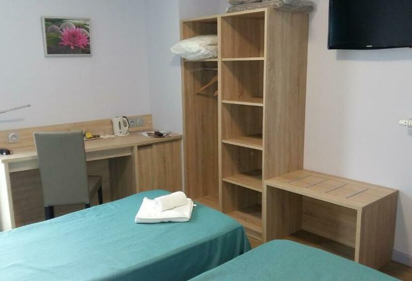 酒店 Les Balcons Du Velay