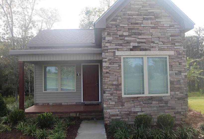 فندق Magnolia Creek Lodge