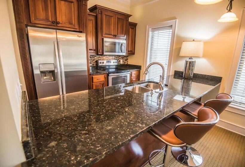 فندق Magnolia Creek Lodge