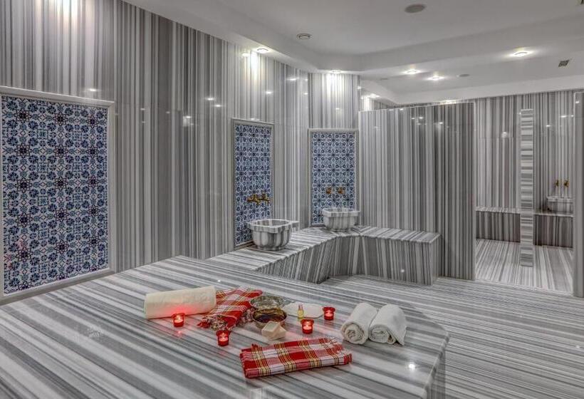 Merit Grand Mosta Spa Hotel & Casino