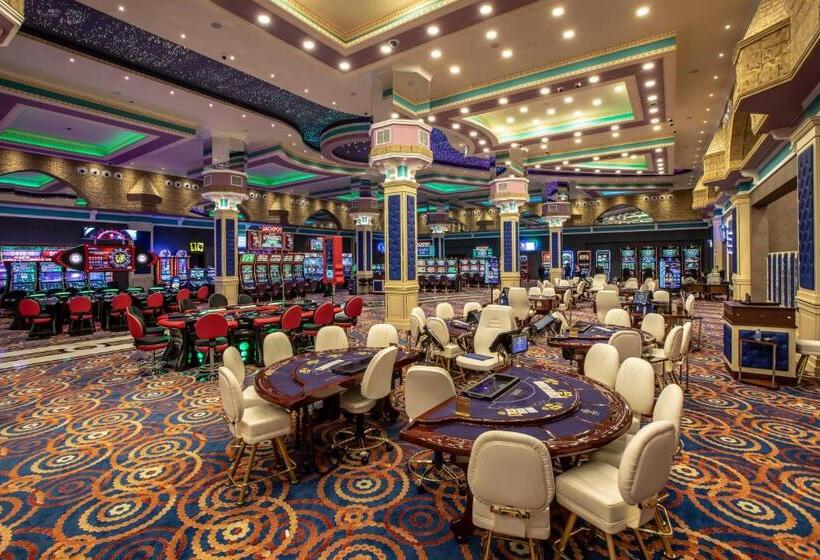 Merit Grand Mosta Spa Hotel & Casino