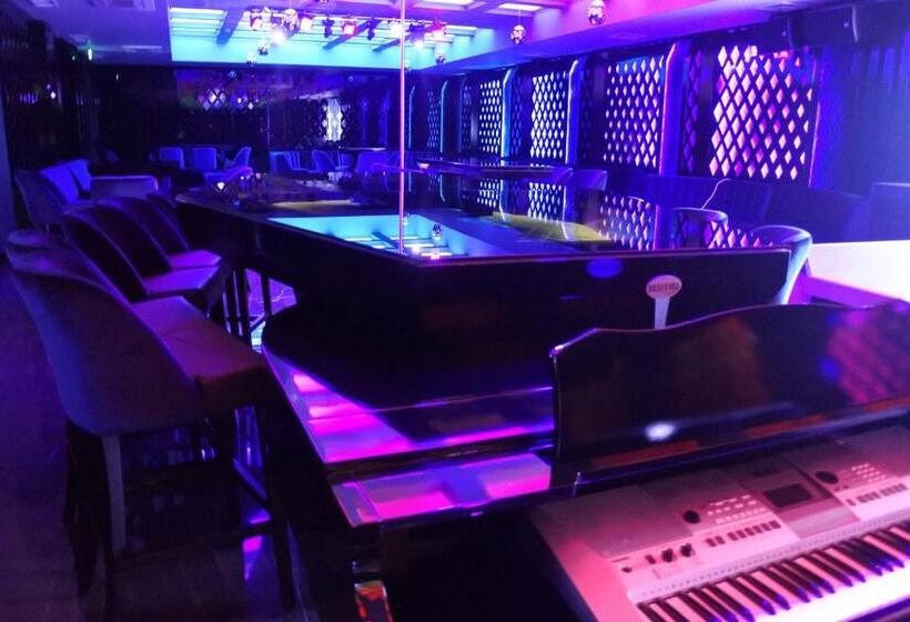 Merit Grand Mosta Spa Hotel & Casino