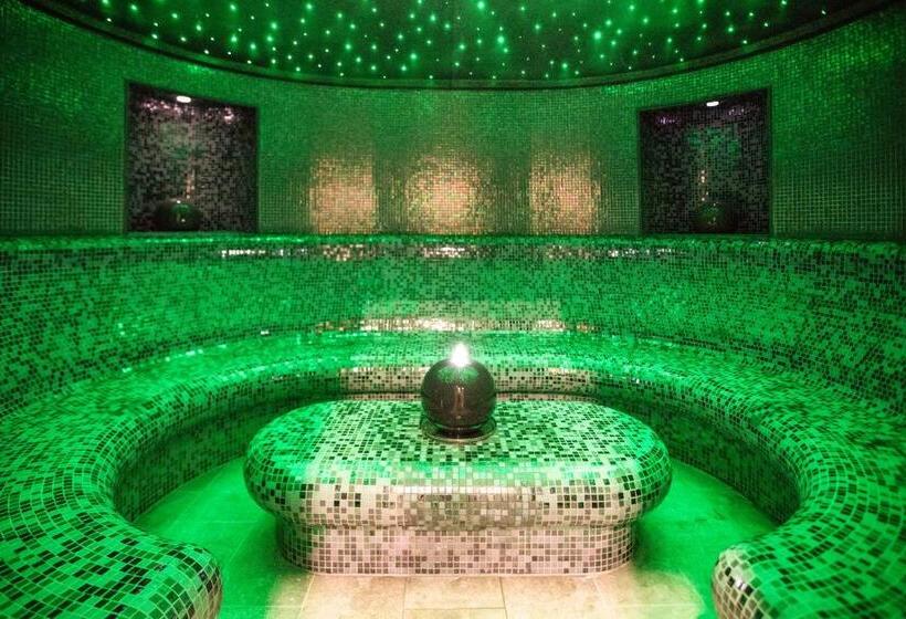 Merit Grand Mosta Spa Hotel & Casino