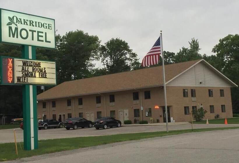 Oakridge Motel