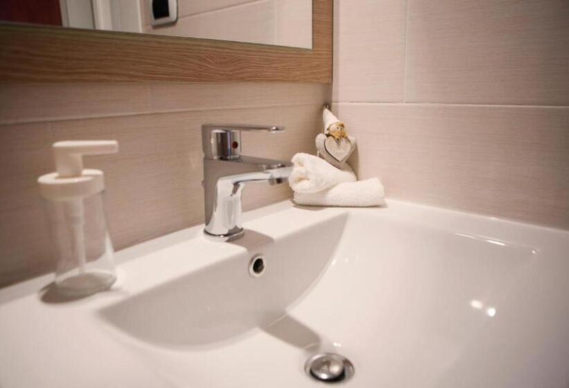 ペンション Ambrosia