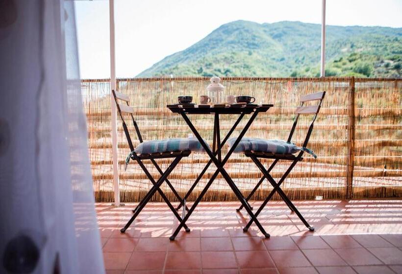 ペンション Ambrosia