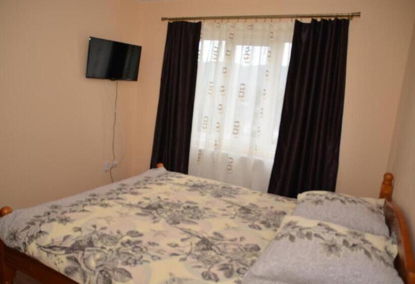 Pensão Bogdan Si Raluca