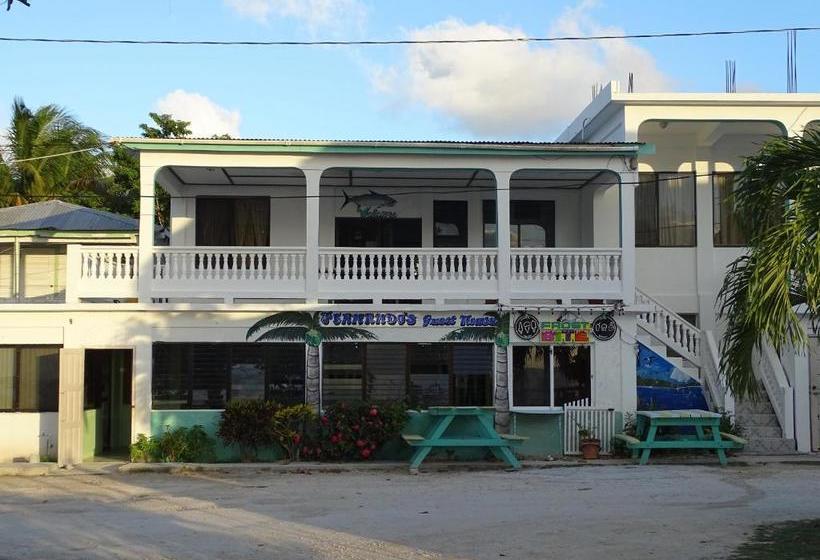 펜션 Fernando S Seaside Guest House