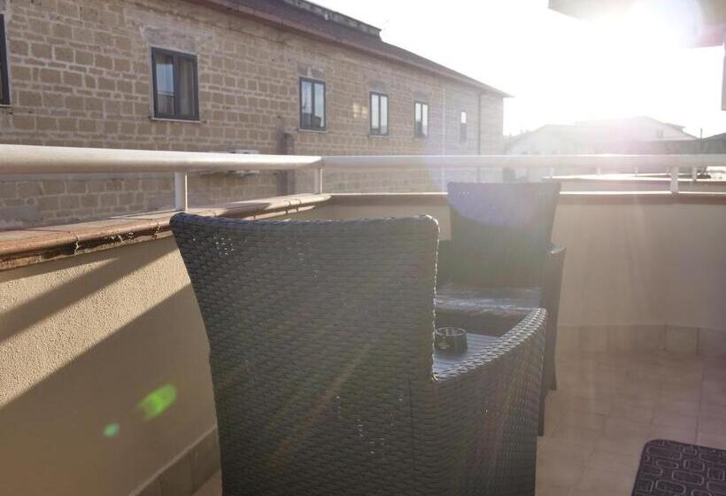 بنسيون Golden Residence