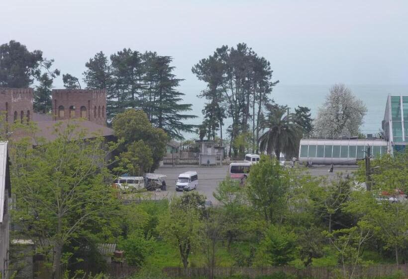 پانسیون Guest House Irakli