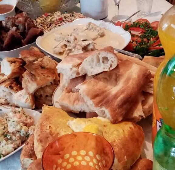 پانسیون Guest House Knarik