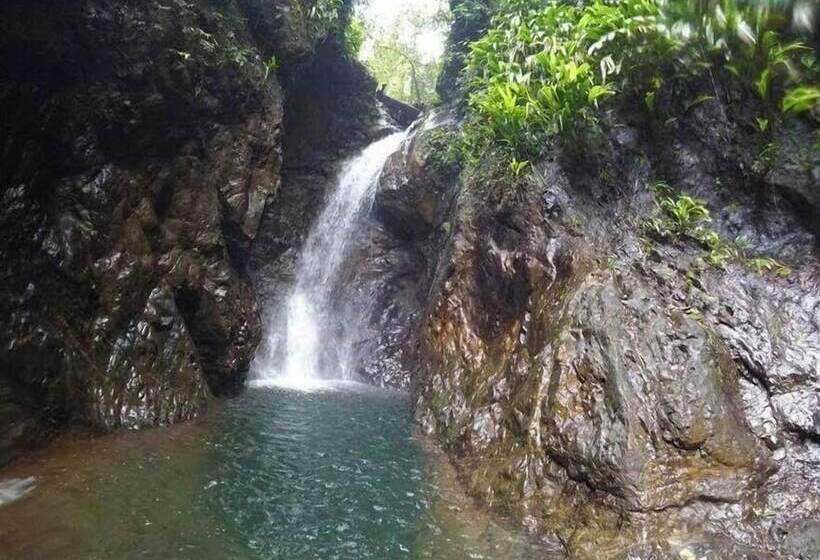 پانسیون Hostal Adrimar