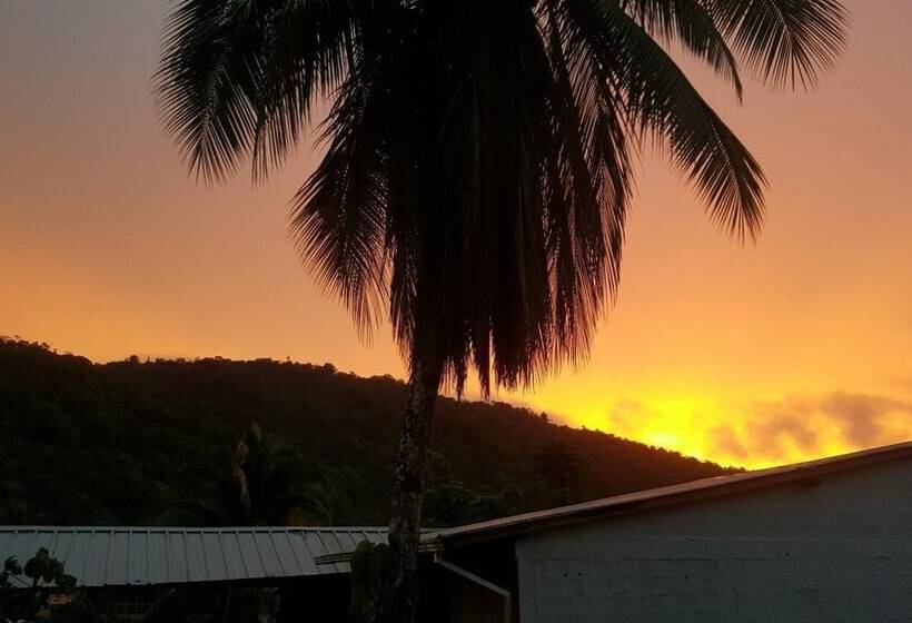 펜션 Hostal Adrimar