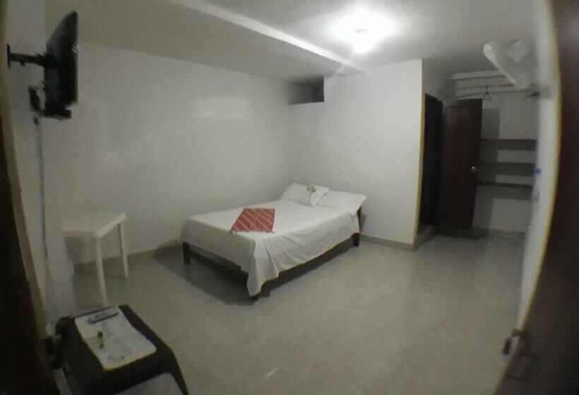 펜션 Hostal Adrimar