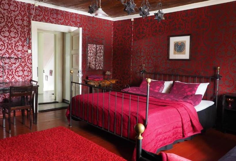 ペンション Hunajakoto