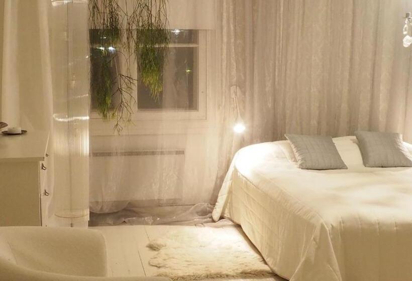 ペンション Hunajakoto