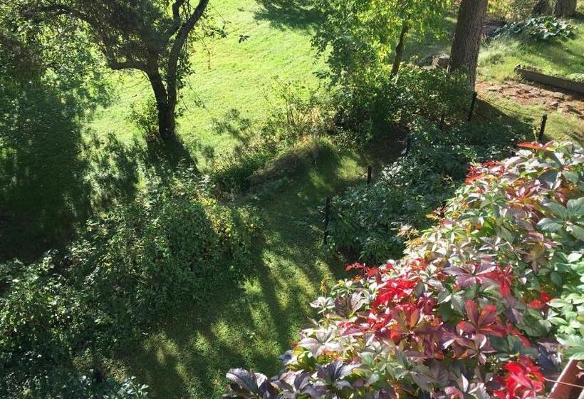 ペンション Hunajakoto