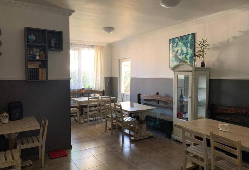 پانسیون Junona