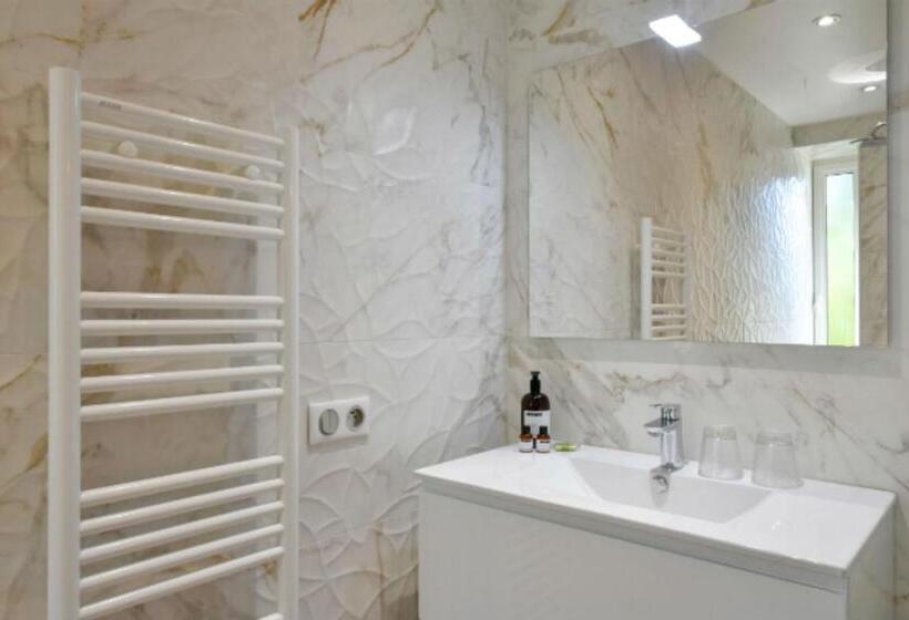 膳宿费 L'abelli D'estelle