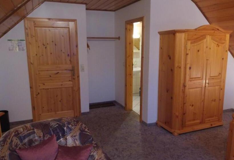 ペンション Landgasthof Rademacher