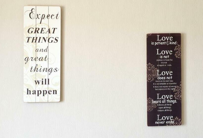 פנסיון Lovely Guesthouse Lier