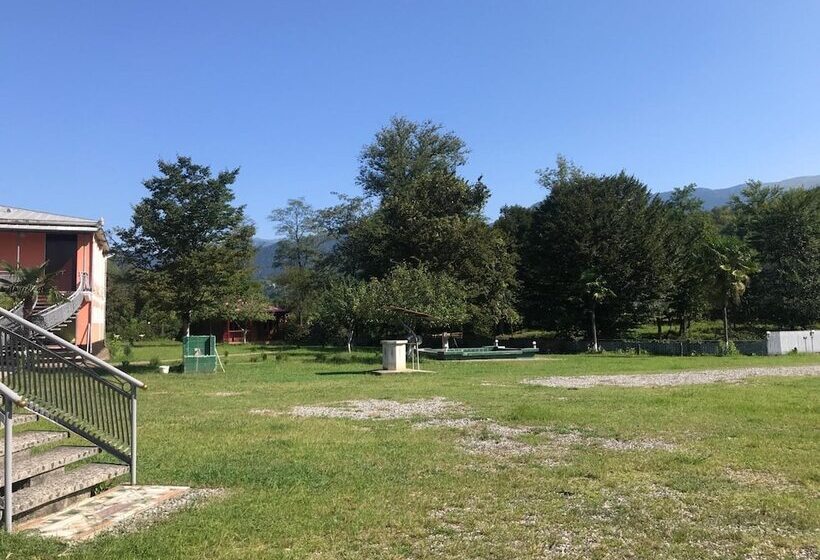 پانسیون Matua Guest House