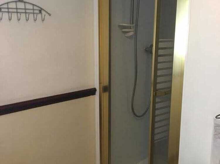 بنسيون Stone Cottage