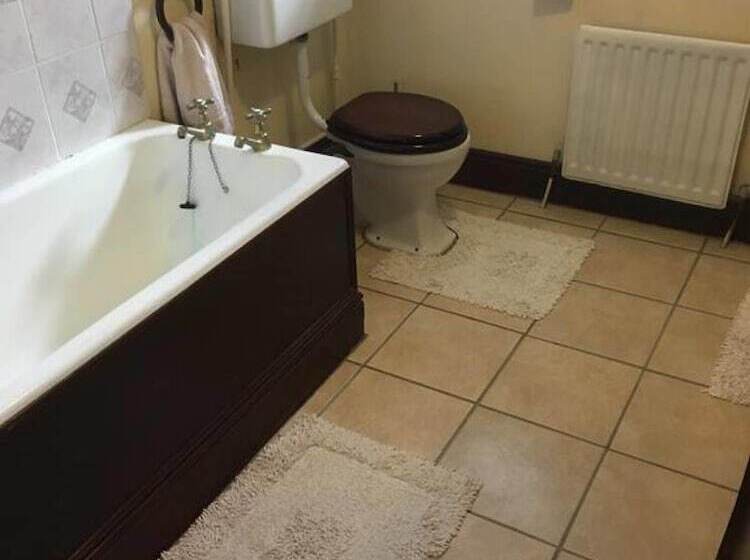 بنسيون Stone Cottage