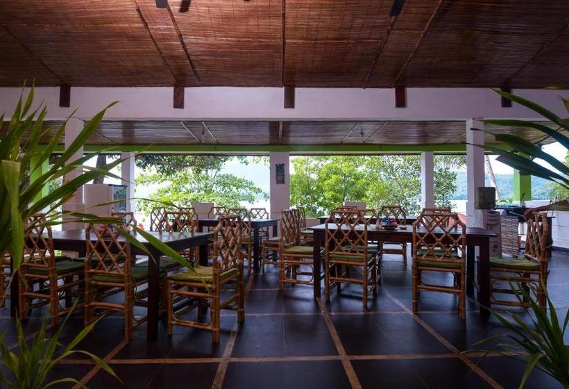 אתר נופש Froggies Divers Lembeh