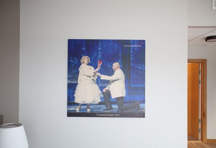 Wood Hotel By Frich S