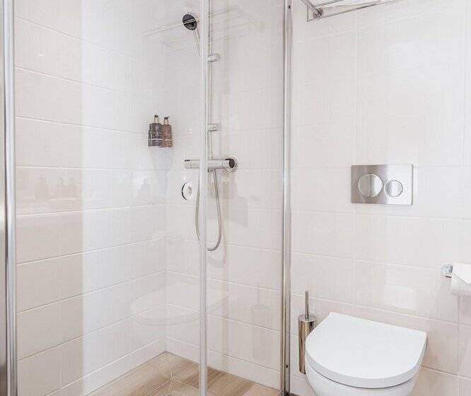 Wood Hotel By Frich S