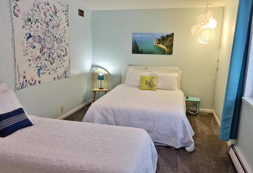 ユースホステル Hop & Vine Inn