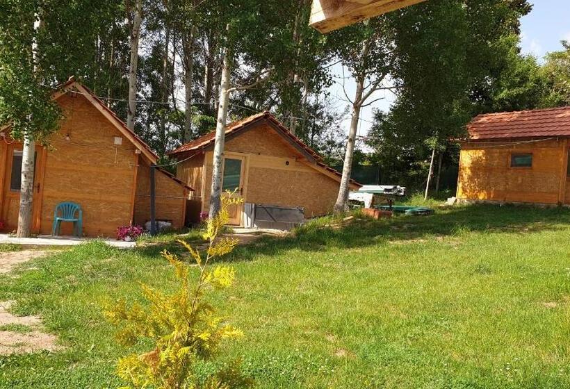 هاستل Kompleks Trnovski Vetar