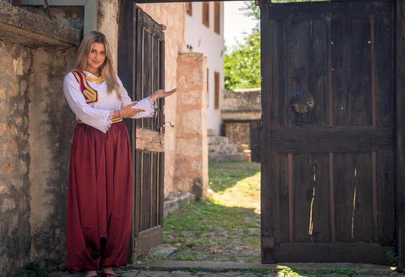 هاستل National Monument Mehmedbasica Kuca