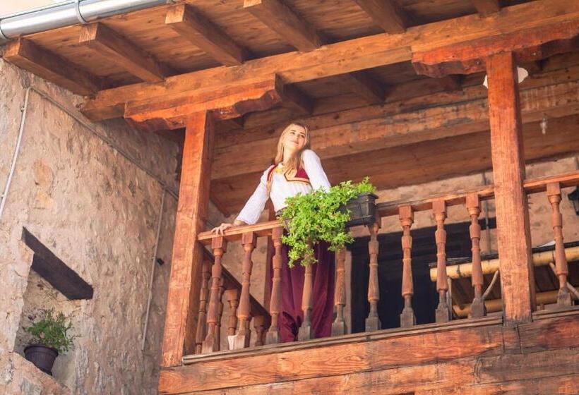 هاستل National Monument Mehmedbasica Kuca