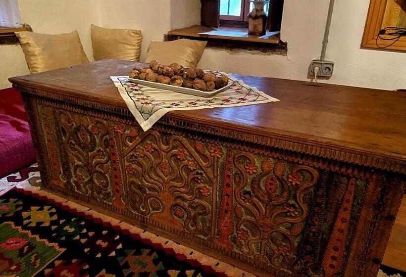 هاستل National Monument Mehmedbasica Kuca