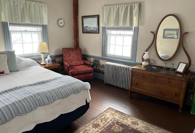 فندق صغير Shoreham Inn Bed & Breakfast