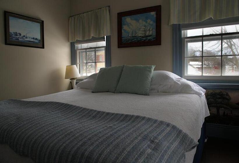 הוסטל Shoreham Inn Bed & Breakfast