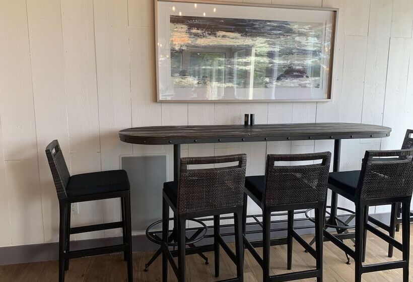 فندق صغير Smuggler S Cove Inn