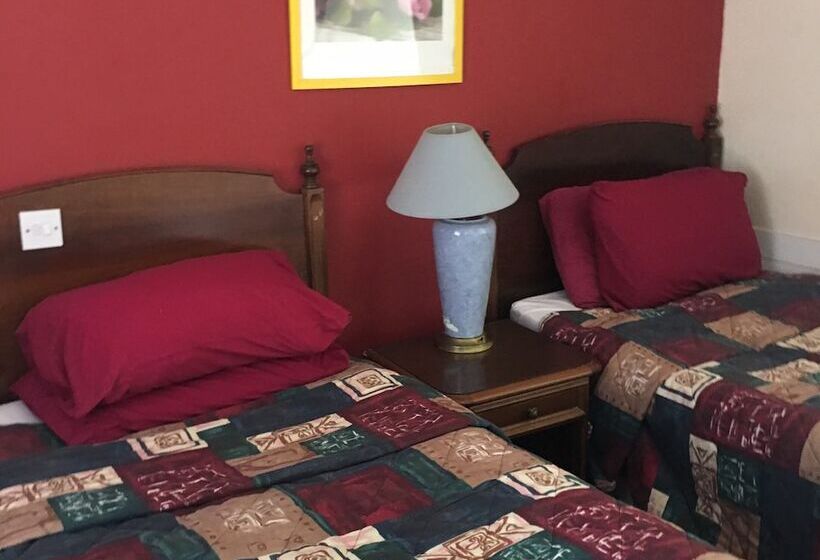 ユースホステル The Tower Arms