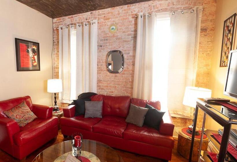 مبيت وإفطار The Historic Wolf