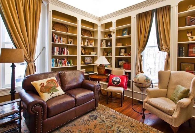 مبيت وإفطار The Walker Inn